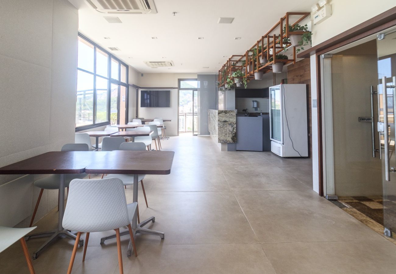 Apart-hotel em Rio de Janeiro - Lira602 | Leblon 2 qtos, vista Cristo e 2 Irmãos