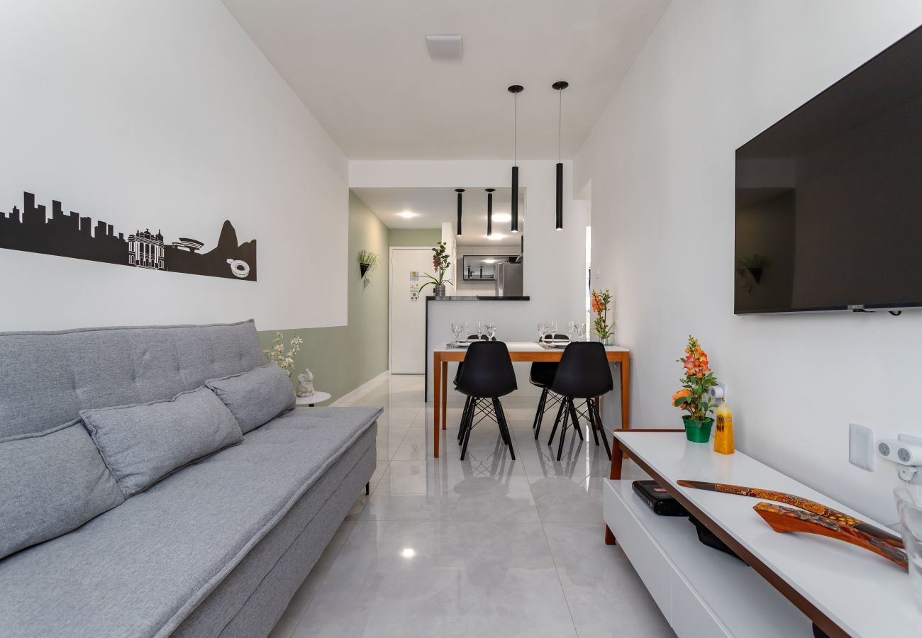 Apartamento em Rio de Janeiro - Charme em Botafogo | Bem decorado | SCT1202 
