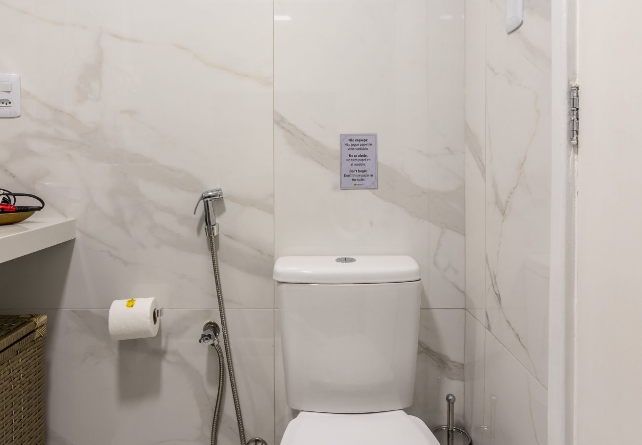 Apartamento em Rio de Janeiro - Charme em Botafogo | Bem decorado | SCT1202 