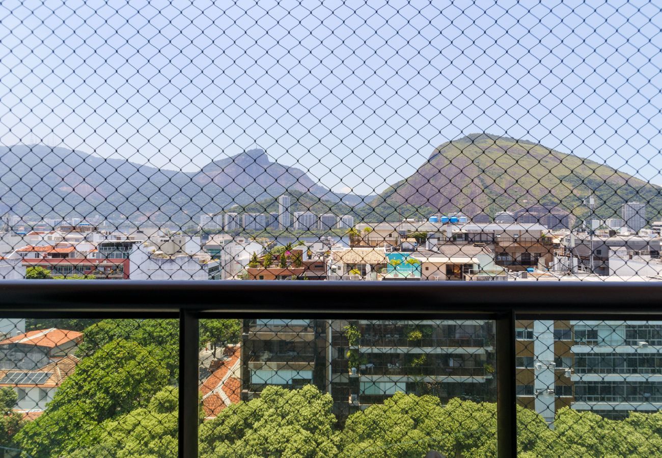 Apart-hotel em Rio de Janeiro - JON705 | Cobertura em Ipanema com vista pro Cristo