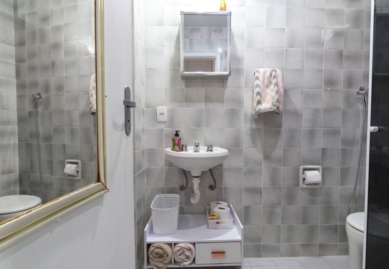 Apartamento em Rio de Janeiro - NS604| quarto e sala á 400m da praia