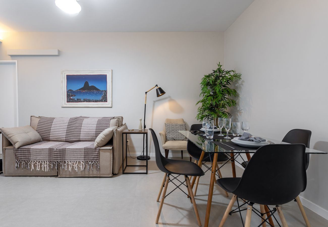 Apartamento em Rio de Janeiro - 9 minutos da praia de Botafogo | MRF1307