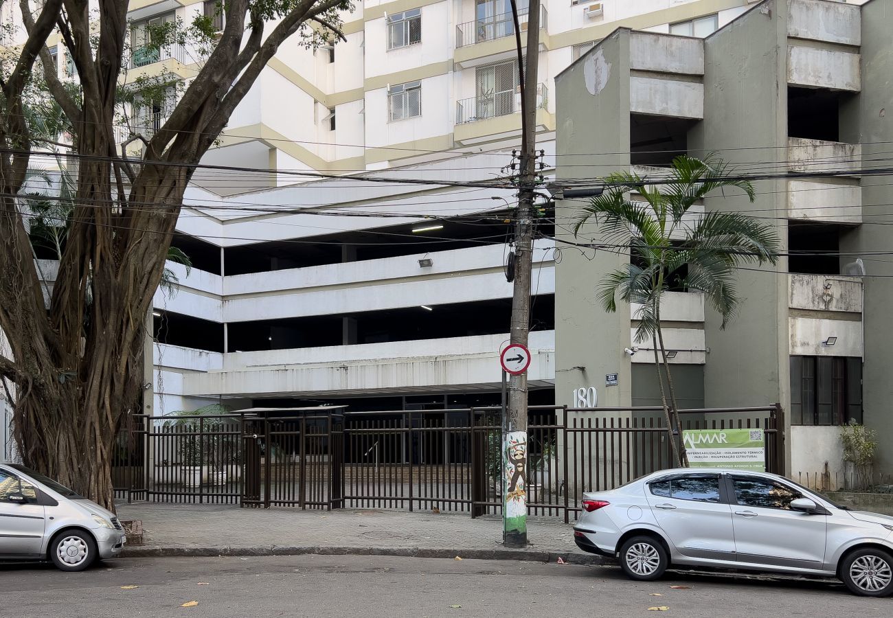 Apartamento em Rio de Janeiro - 9 minutos da praia de Botafogo | MRF1307