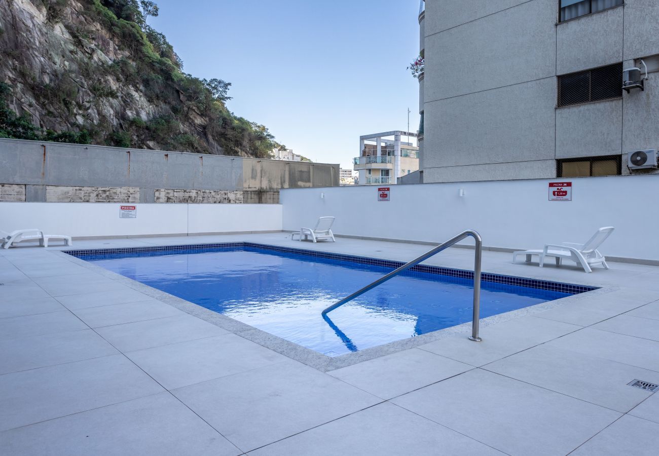 Apartamento em Rio de Janeiro - 9 minutos da praia de Botafogo | MRF1307