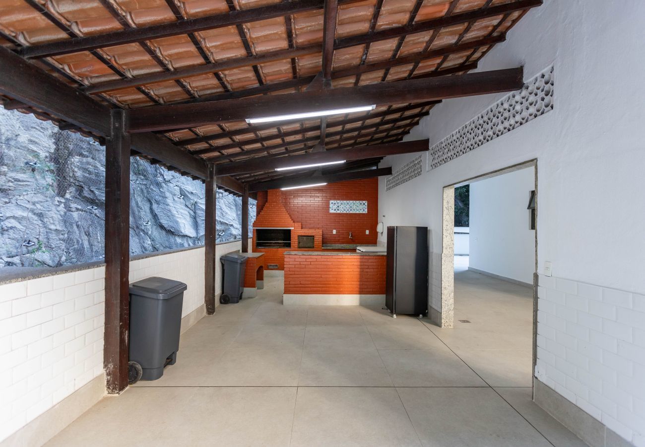 Apartamento em Rio de Janeiro - 9 minutos da praia de Botafogo | MRF1307