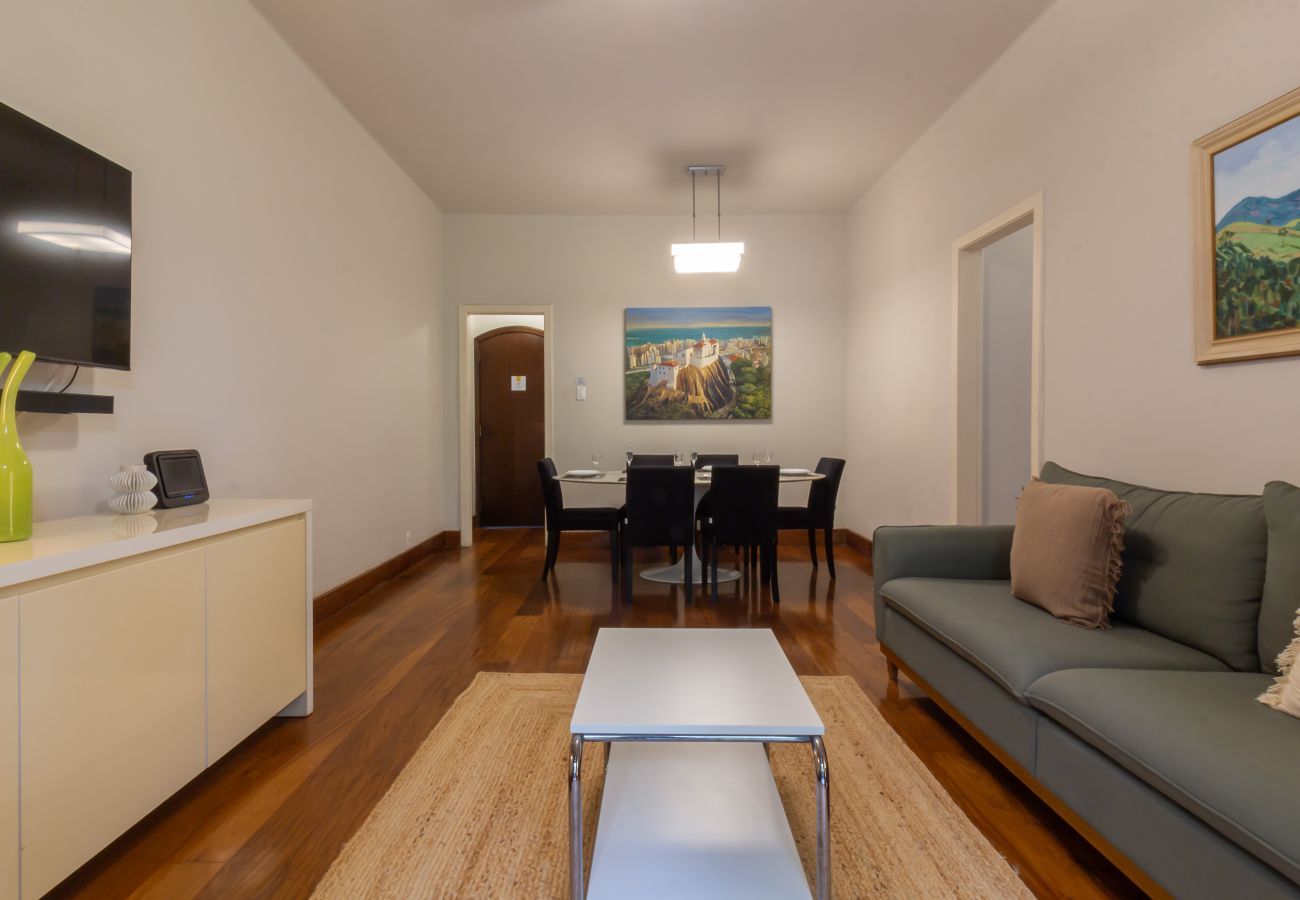 Apartamento em Rio de Janeiro - Próximo do metrô e 10 minutos da praia | MFB302