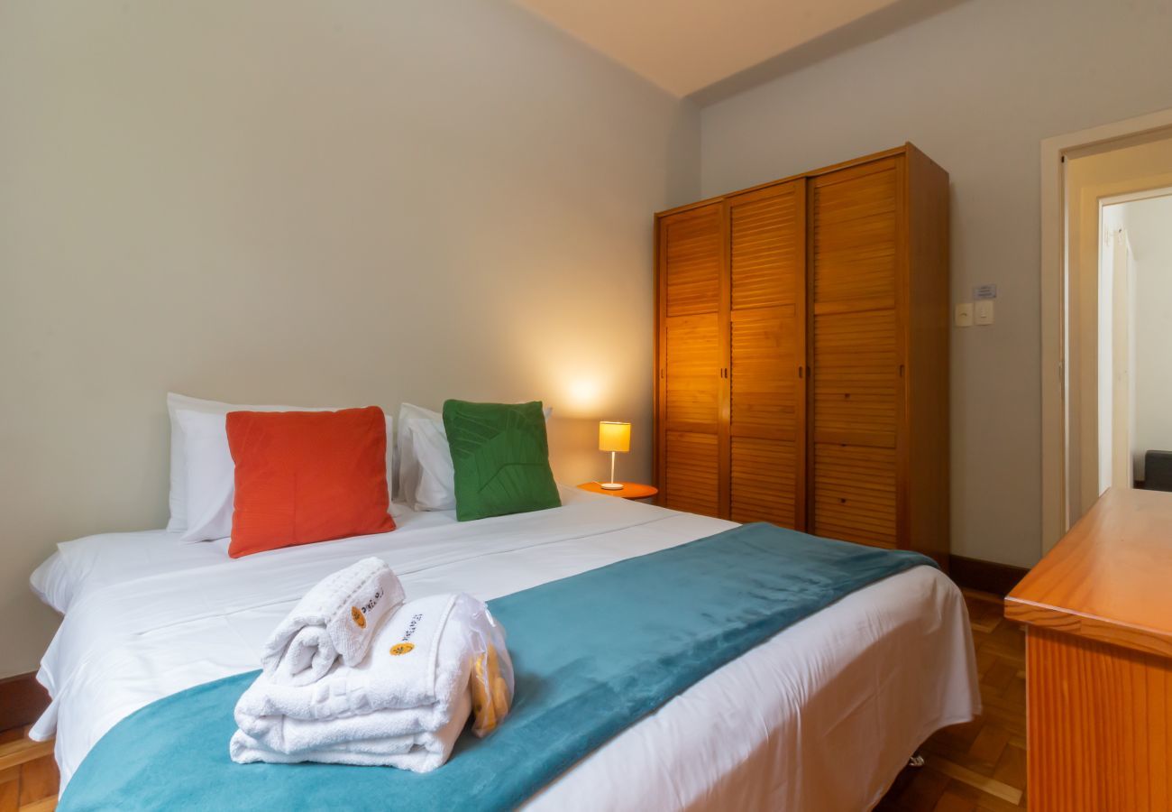 Apartamento em Rio de Janeiro - Próximo do metrô e 10 minutos da praia | MFB302