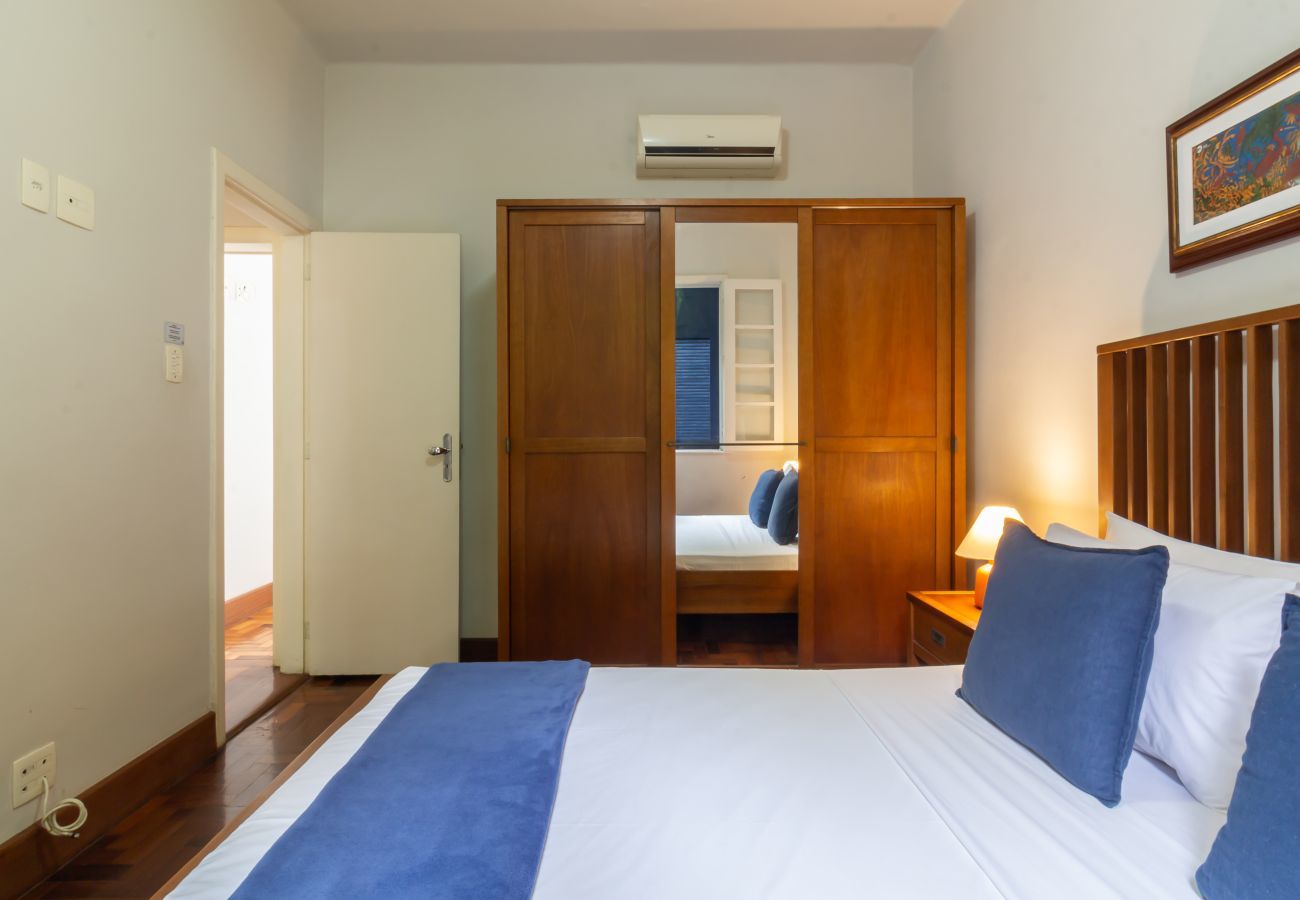 Apartamento em Rio de Janeiro - Próximo do metrô e 10 minutos da praia | MFB302