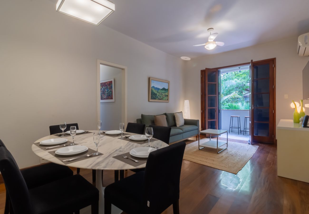 Apartamento em Rio de Janeiro - Próximo do metrô e 10 minutos da praia | MFB302