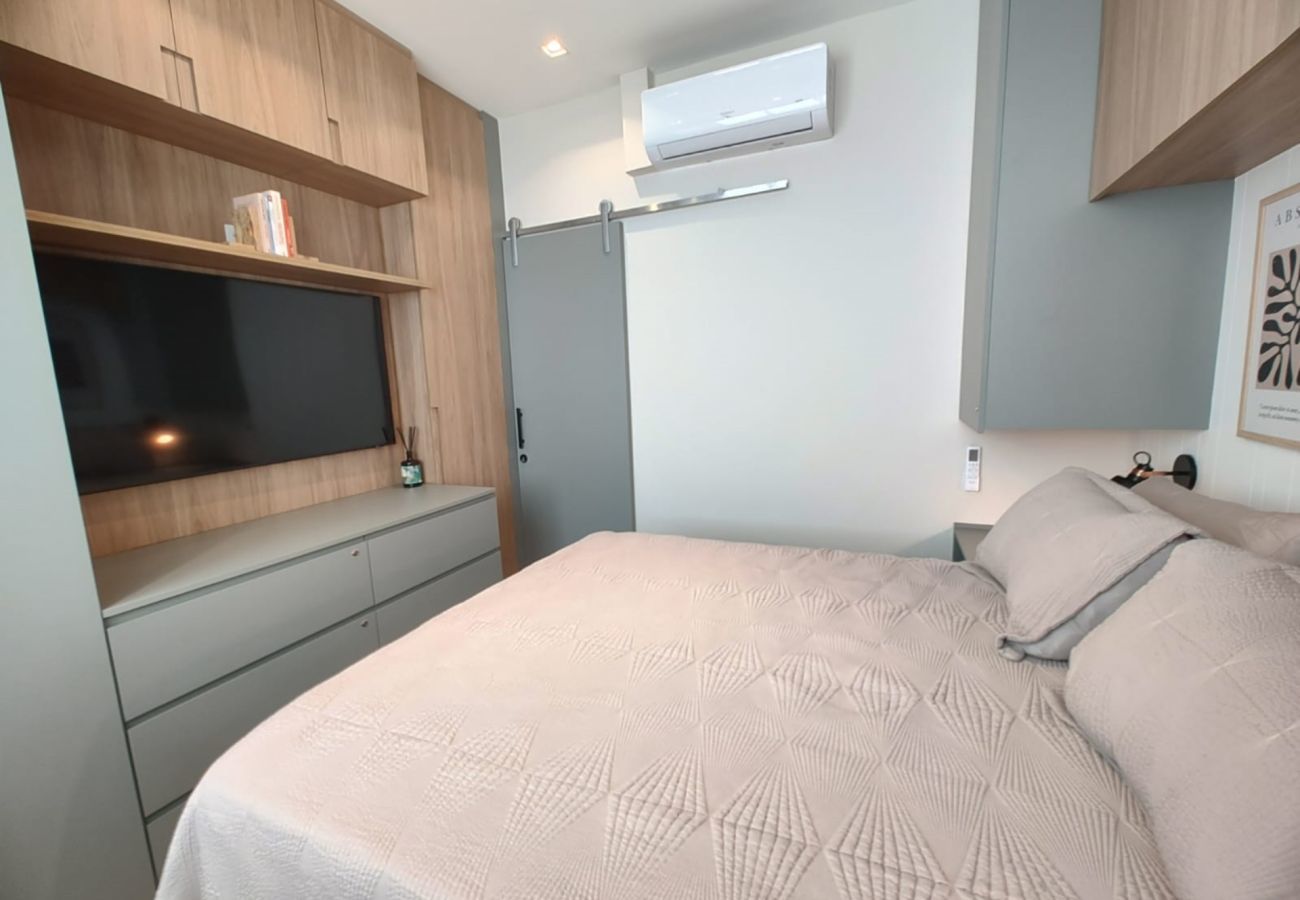 Apartamento em Rio de Janeiro - Alb109|Novo apto em Ipanema perto da praia e Lagoa