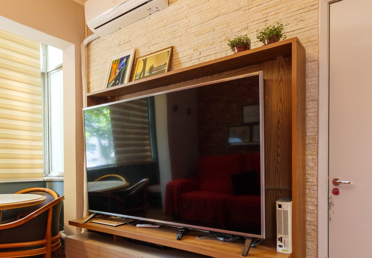 Apartamento em Rio de Janeiro - Hum233|Apartamento a 5 min da praia Leblon
