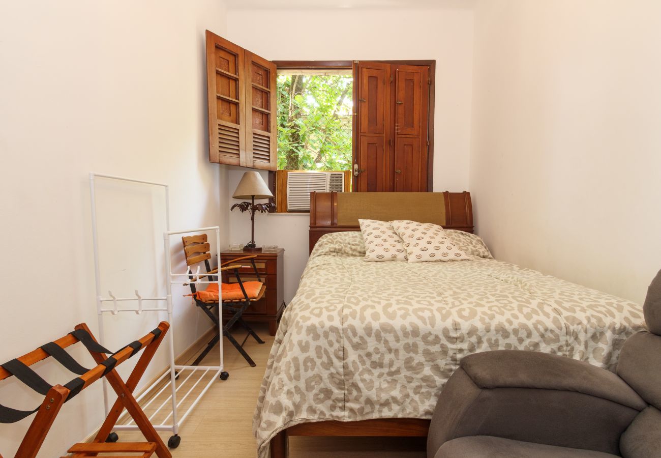 Apartamento em Rio de Janeiro - Hum233|Apartamento a 5 min da praia Leblon