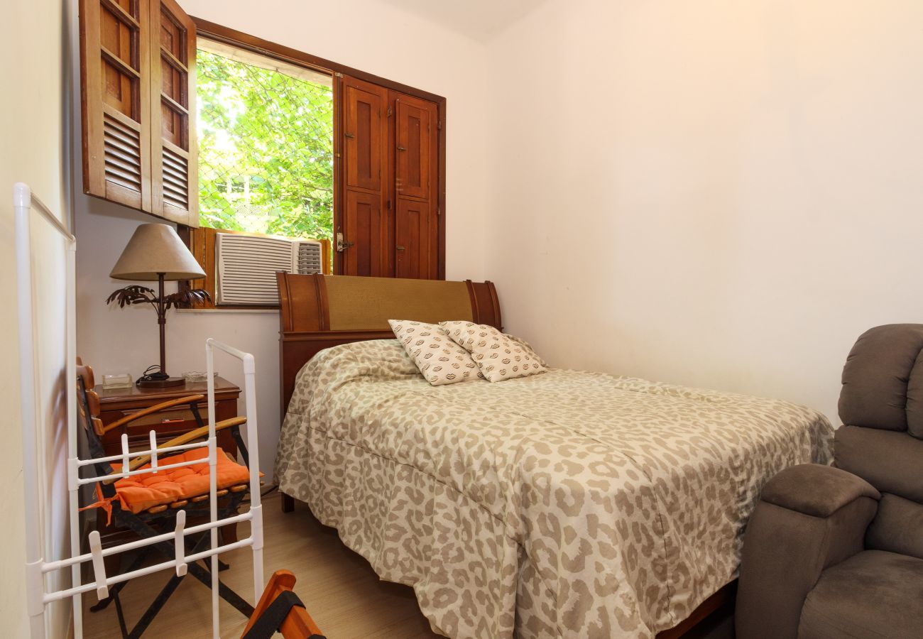 Apartamento em Rio de Janeiro - Hum233|Apartamento a 5 min da praia Leblon