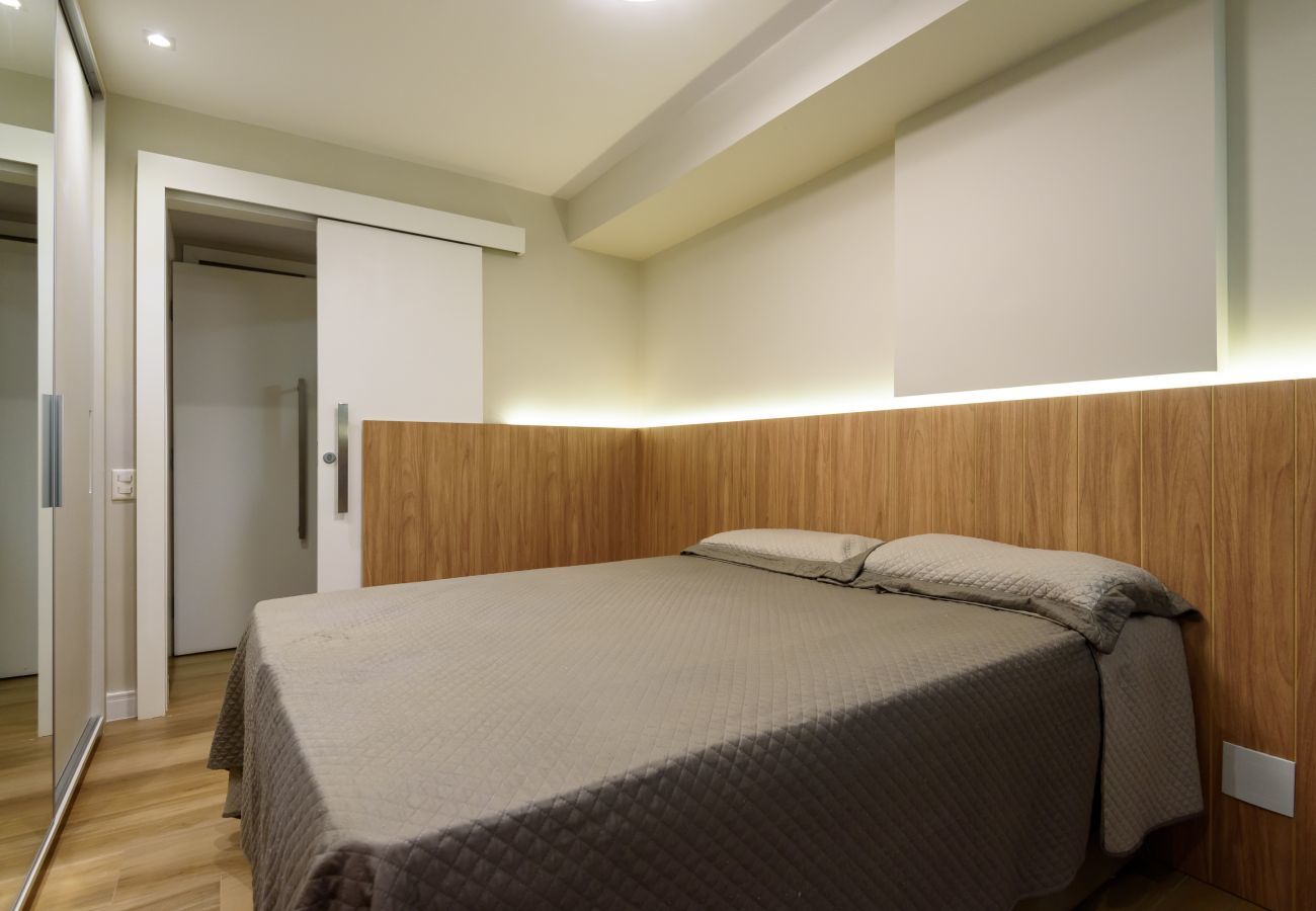 Apartamento em Rio de Janeiro - Albuq103|Apartamento luxuoso no Leblon