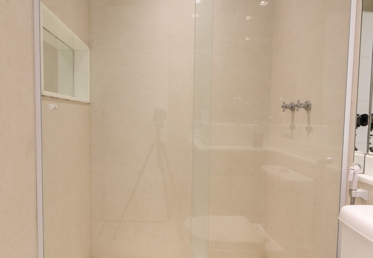 Apart-hotel em Rio de Janeiro - Prud803 | Apartamento a 1 min da praia de Ipanema