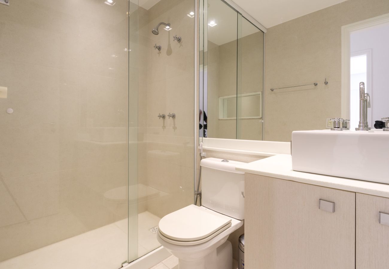 Apart-hotel em Rio de Janeiro - Prud803 | Apartamento a 1 min da praia de Ipanema