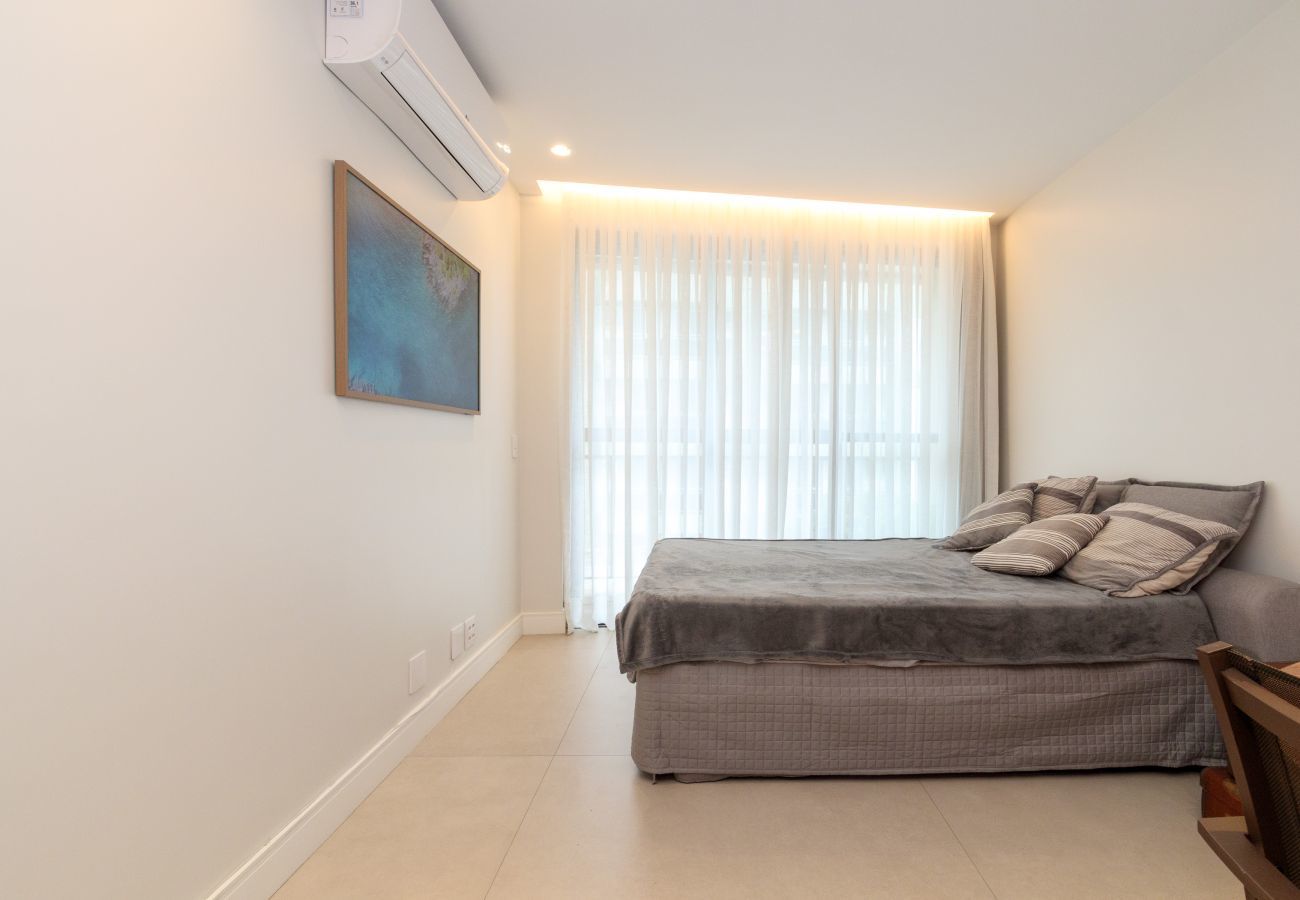 Apart-hotel em Rio de Janeiro - Azevedo606|Flat ao lado da Dias Ferreira + piscina