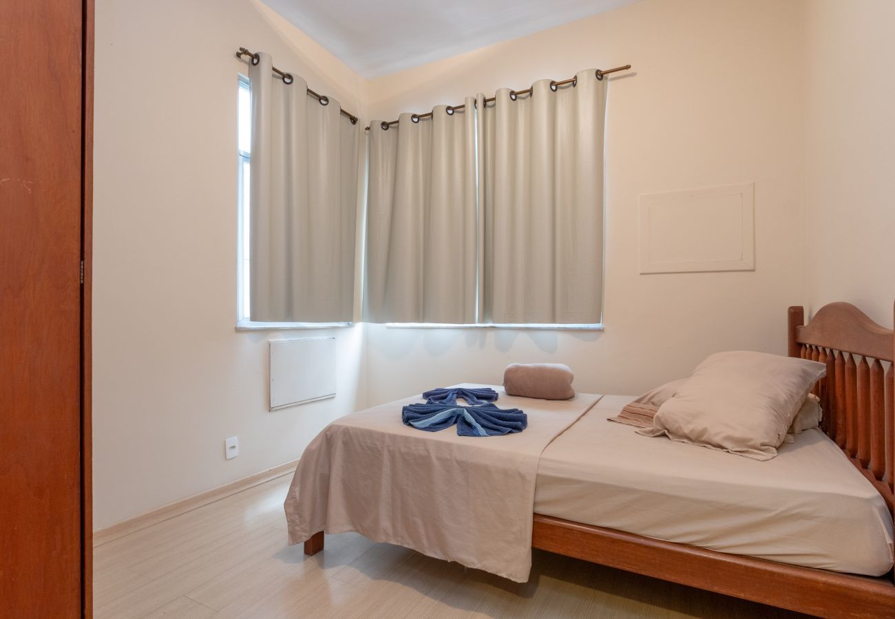 Apartamento em Rio de Janeiro - Sam403|2 quartos no Leme a 2 minutos a pé da praia