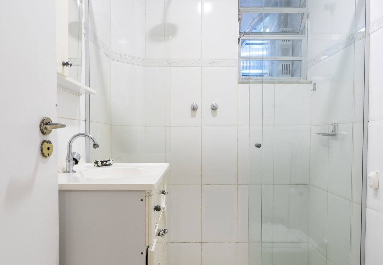Apartamento em Rio de Janeiro - Sam403|2 quartos no Leme a 2 minutos a pé da praia