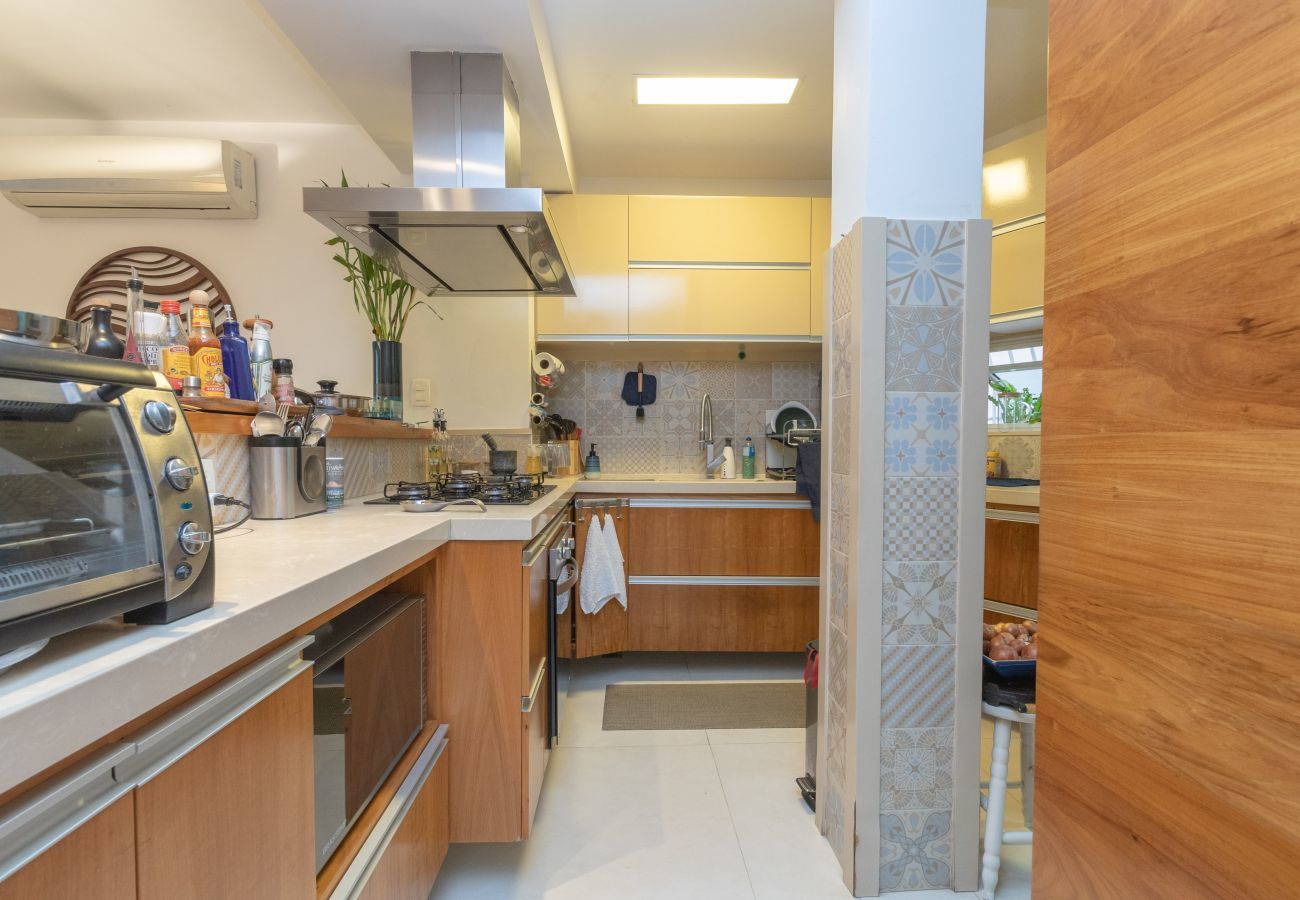 Apartamento em Rio de Janeiro - Ata201| Lindo 2 qto no Leblon à 5 minutos da praia
