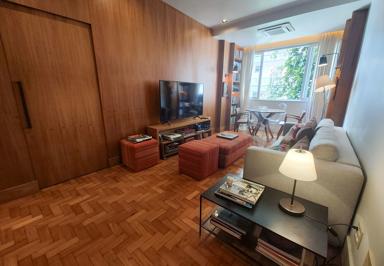 Apartamento em Rio de Janeiro - Igarapava202|2 qts no Leblon, 5 min a pé da praia 