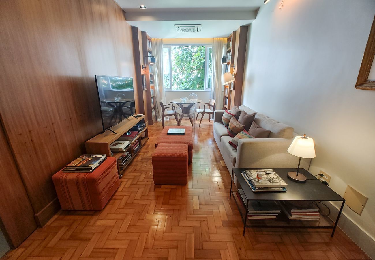 Apartamento em Rio de Janeiro - Igarapava202|2 qts no Leblon, 5 min a pé da praia 