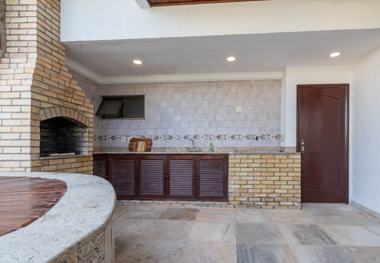 Apartamento em Rio de Janeiro - TriplexBarraC1 | Triplex na Barra para 15 pessoas