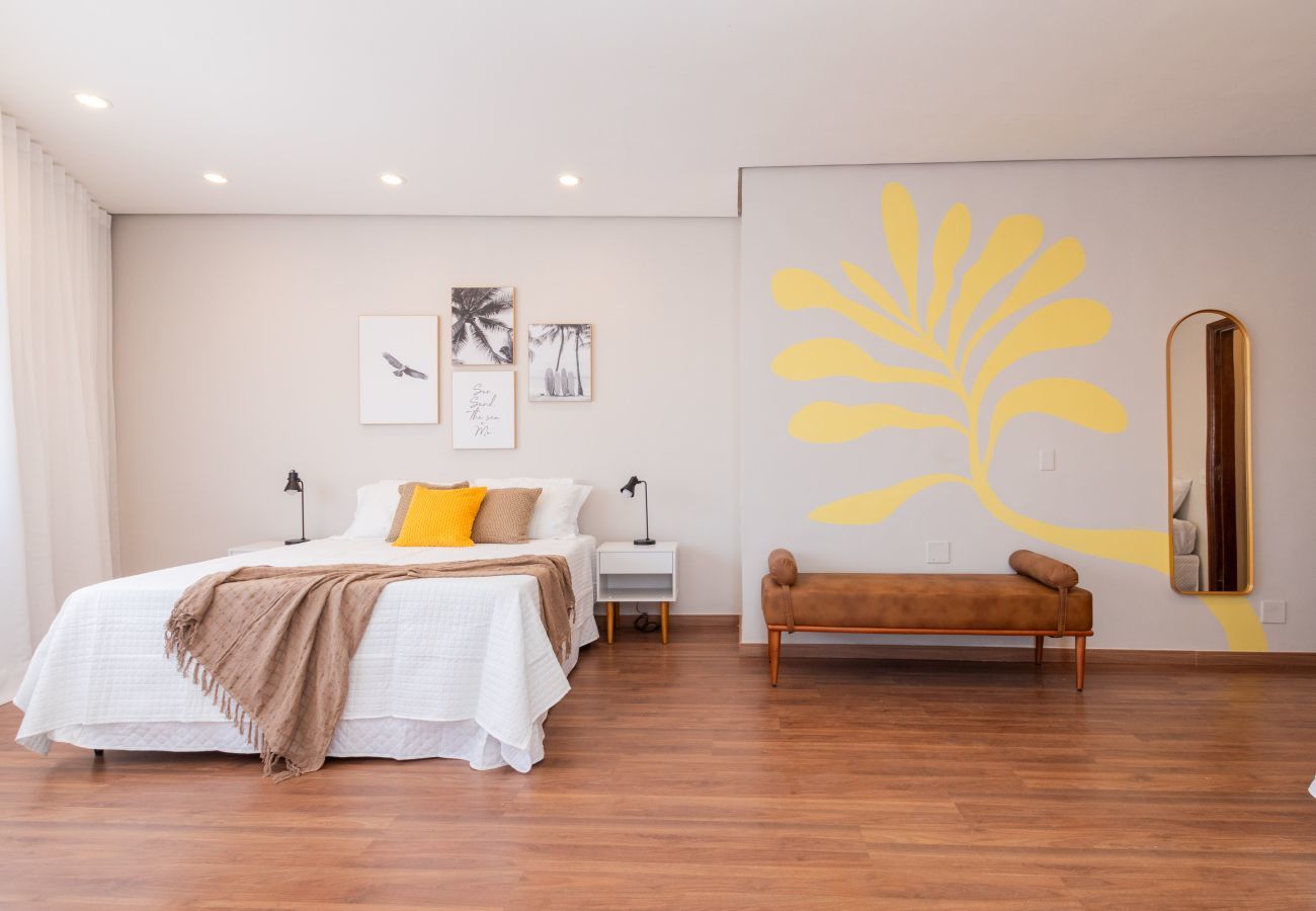 Apartamento em Rio de Janeiro - TriplexBarraC1 | Triplex na Barra para 15 pessoas