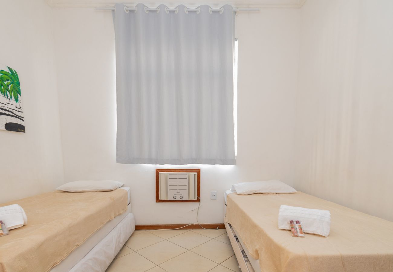 Apartamento em Rio de Janeiro - NS302 |3 quartos em Copacabana a 3 minutos da praia