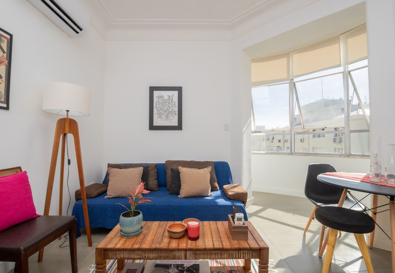 Apartamento em Rio de Janeiro - Jul1003|Lindo apto em Copacabana, 5 min do Posto 6
