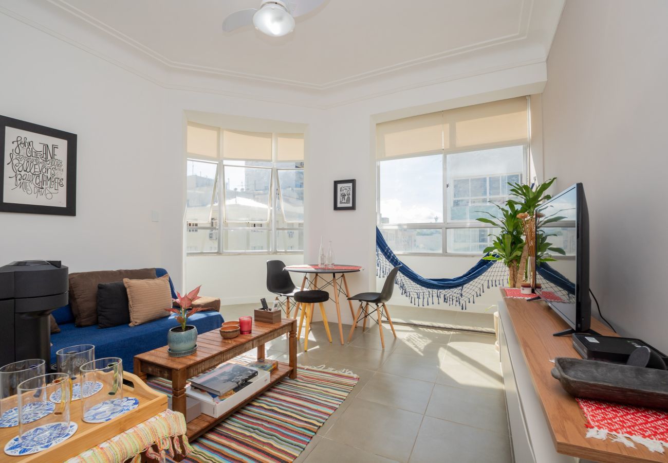 Apartamento em Rio de Janeiro - Jul1003|Lindo apto em Copacabana, 5 min do Posto 6