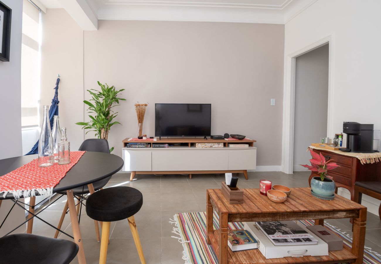 Apartamento em Rio de Janeiro - Jul1003|Lindo apto em Copacabana, 5 min do Posto 6