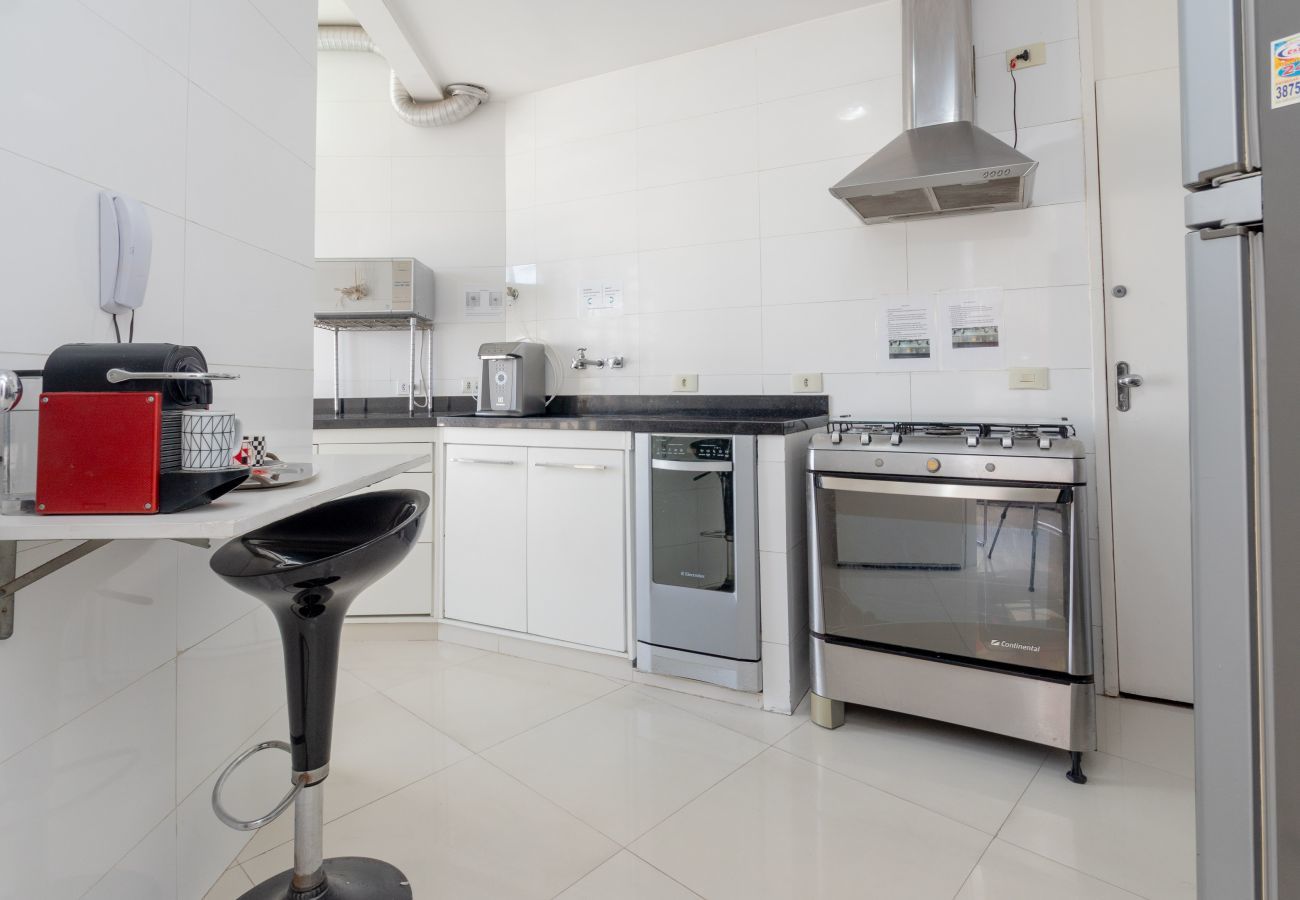 Apartamento em Rio de Janeiro - Alm804|3 quartos no Leblon, linda vista pro Cristo