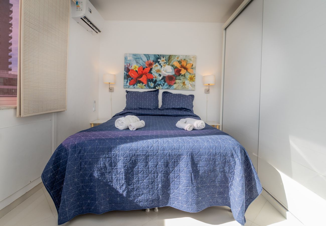 Apartamento em Rio de Janeiro - Alm804|3 quartos no Leblon, linda vista pro Cristo
