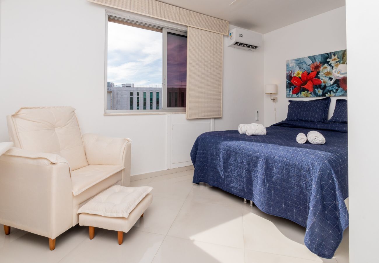 Apartamento em Rio de Janeiro - Alm804|3 quartos no Leblon, linda vista pro Cristo
