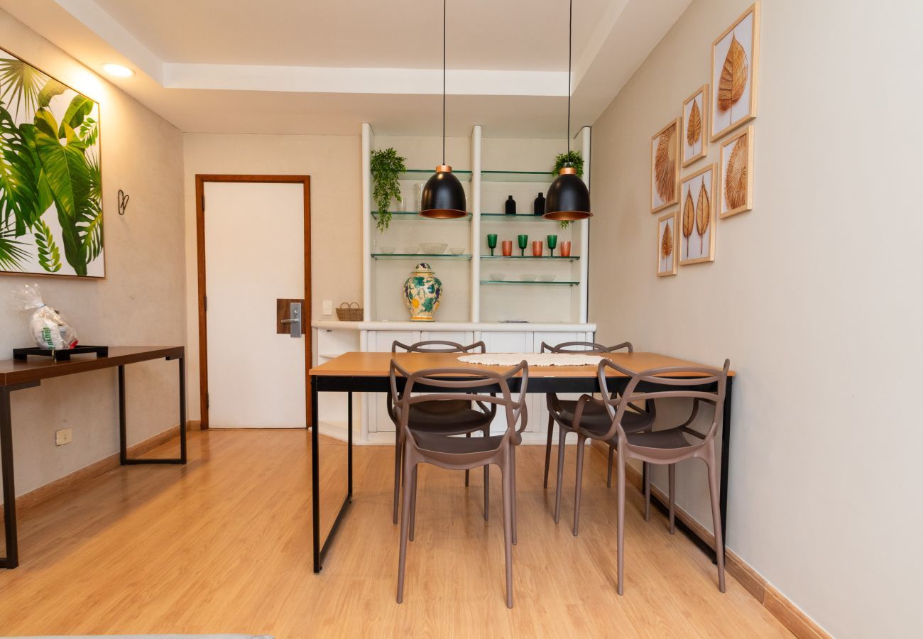 Apart-hotel em Rio de Janeiro - Lira1704|Flat no Leblon c/piscina a 2 min da praia