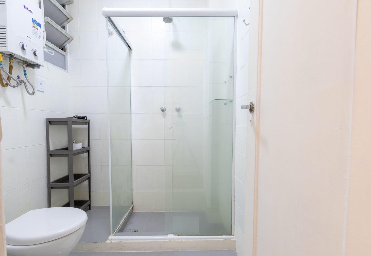 Apartamento em Rio de Janeiro - PLA718| Studio, 300 metros da praia de Copacabana