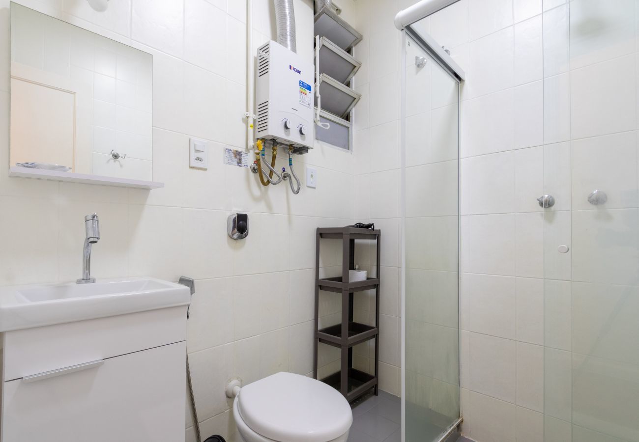 Apartamento em Rio de Janeiro - PLA718| Studio, 300 metros da praia de Copacabana