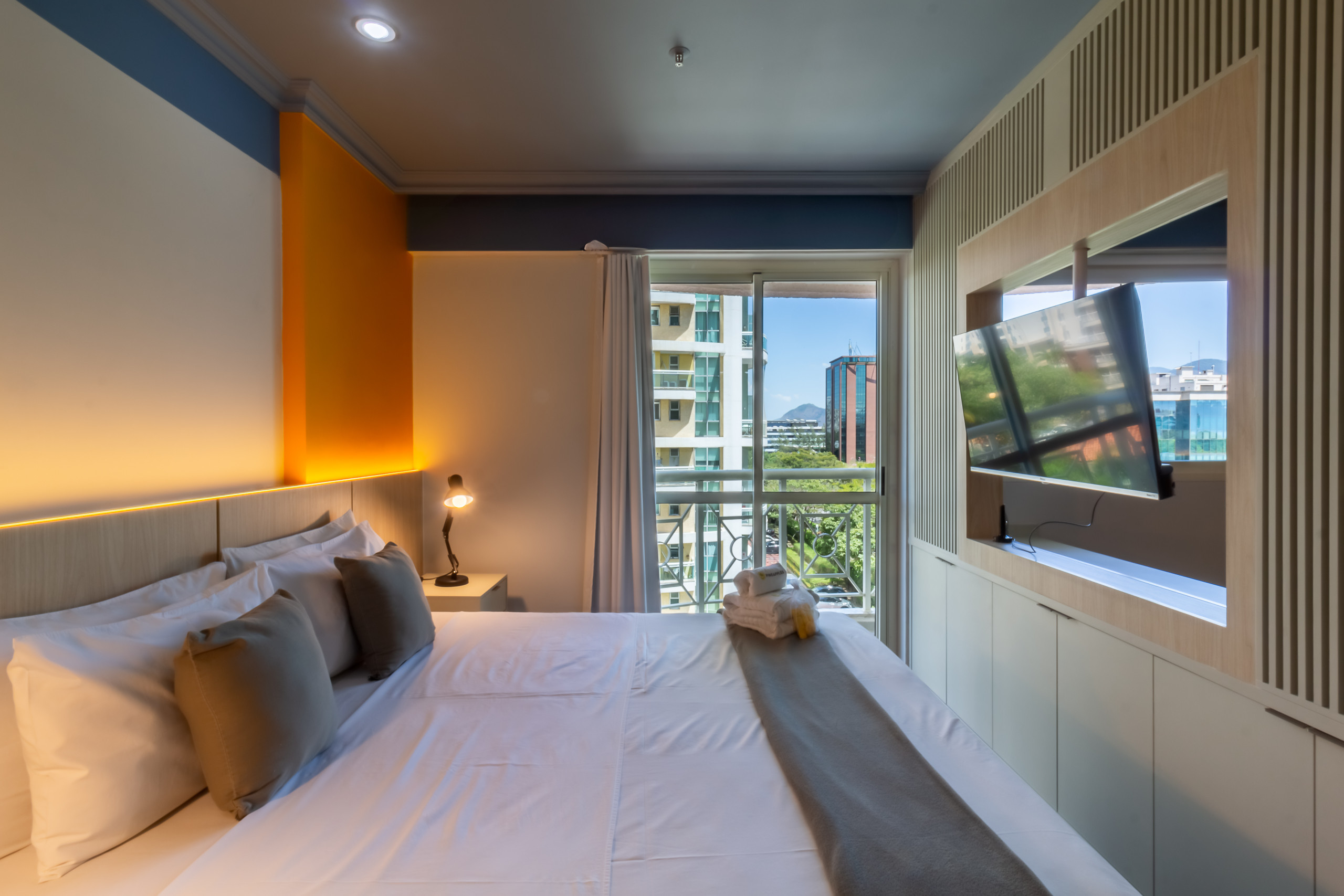  in Rio de Janeiro - Pineapples BPremium T5 | BPremium T5 