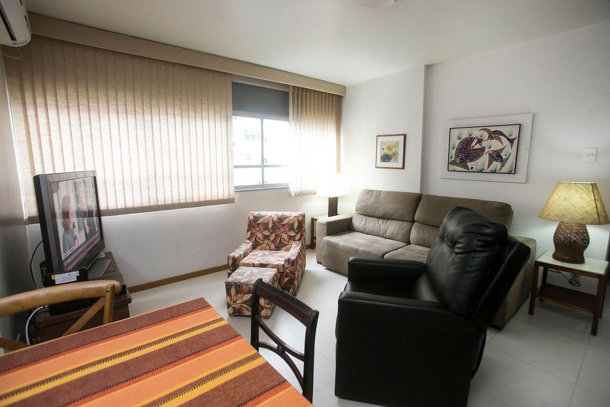  in Rio de Janeiro - ATA304| Apartamento com Sala Ampliada no Leblon