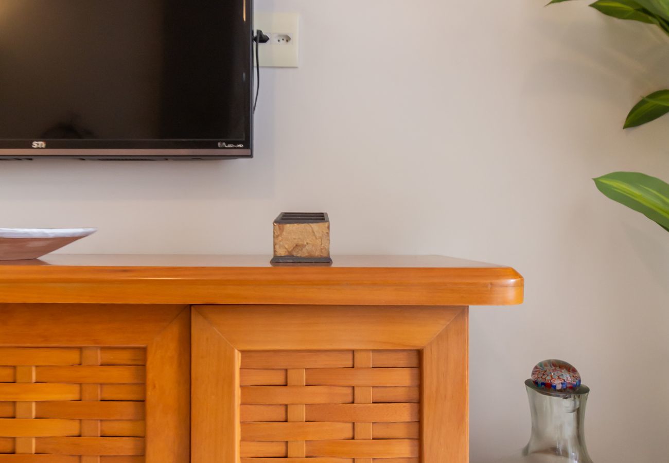 Apartment in Rio de Janeiro - 400 meters from Leme beach | PI401