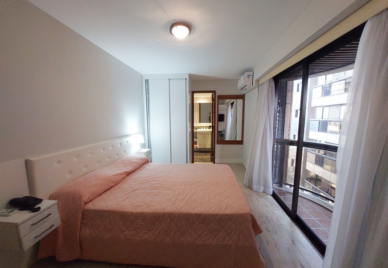 Aparthotel in Rio de Janeiro - SOU403| Flat de 2 quartos na Praia de Ipanema