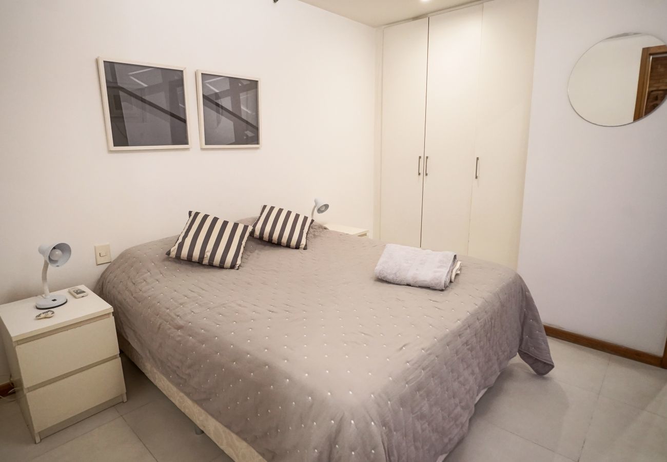 Aparthotel in Rio de Janeiro - MAR503.15| Flat na quadra da praia do Leblon