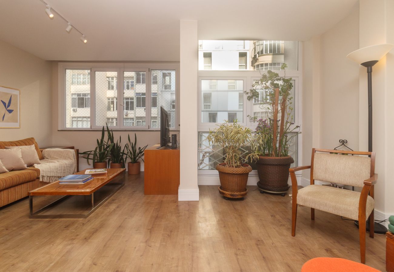 Apartment in Rio de Janeiro - Brt401A| 3 quartos em Copacabana, 9 min do Posto 4