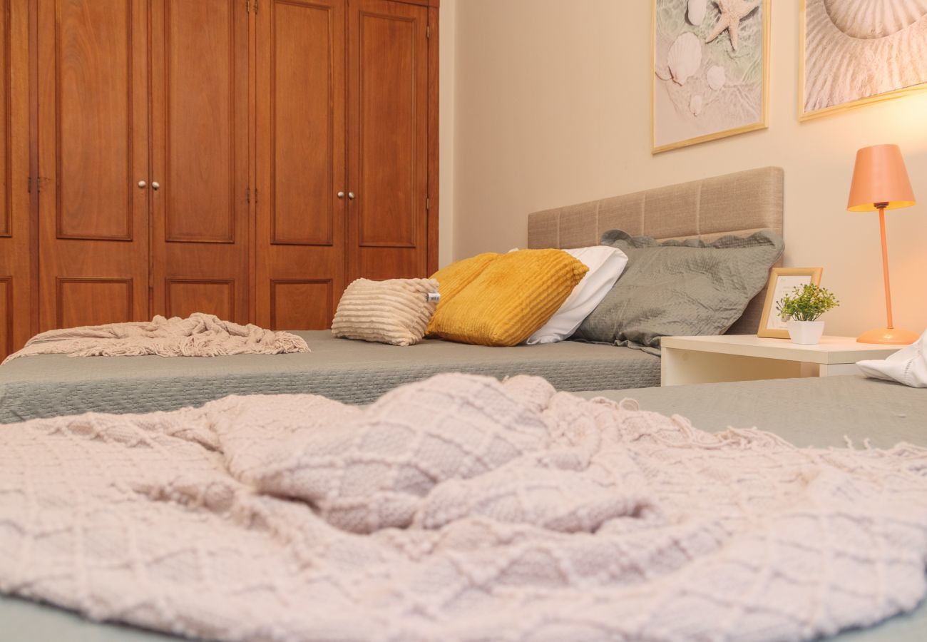 Apartment in Rio de Janeiro - Brt401A| 3 quartos em Copacabana, 9 min do Posto 4