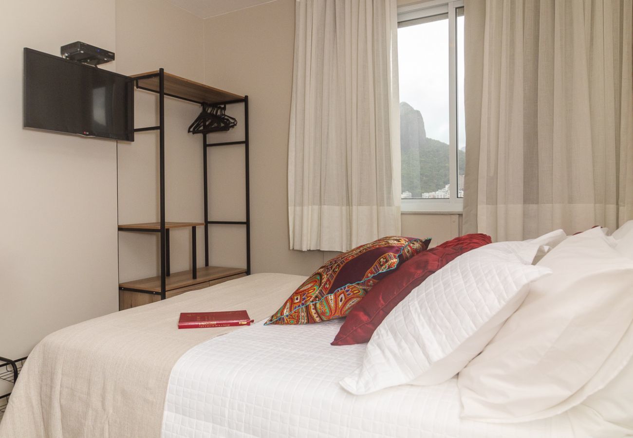 Apartment in Rio de Janeiro - Alm1402| 3 quartos, vista deslumbrante em Leblon