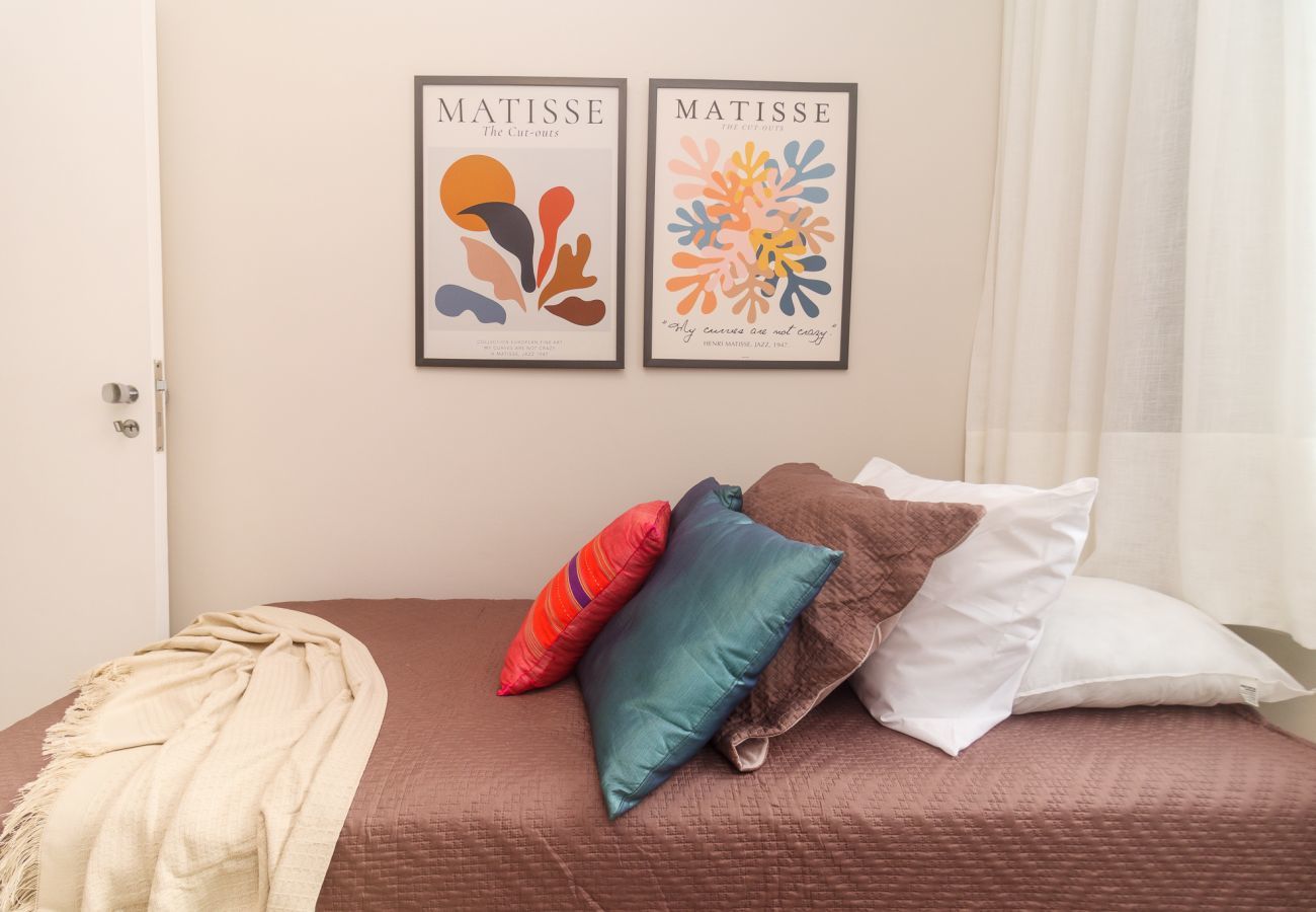 Apartment in Rio de Janeiro - Alm1402| 3 quartos, vista deslumbrante em Leblon