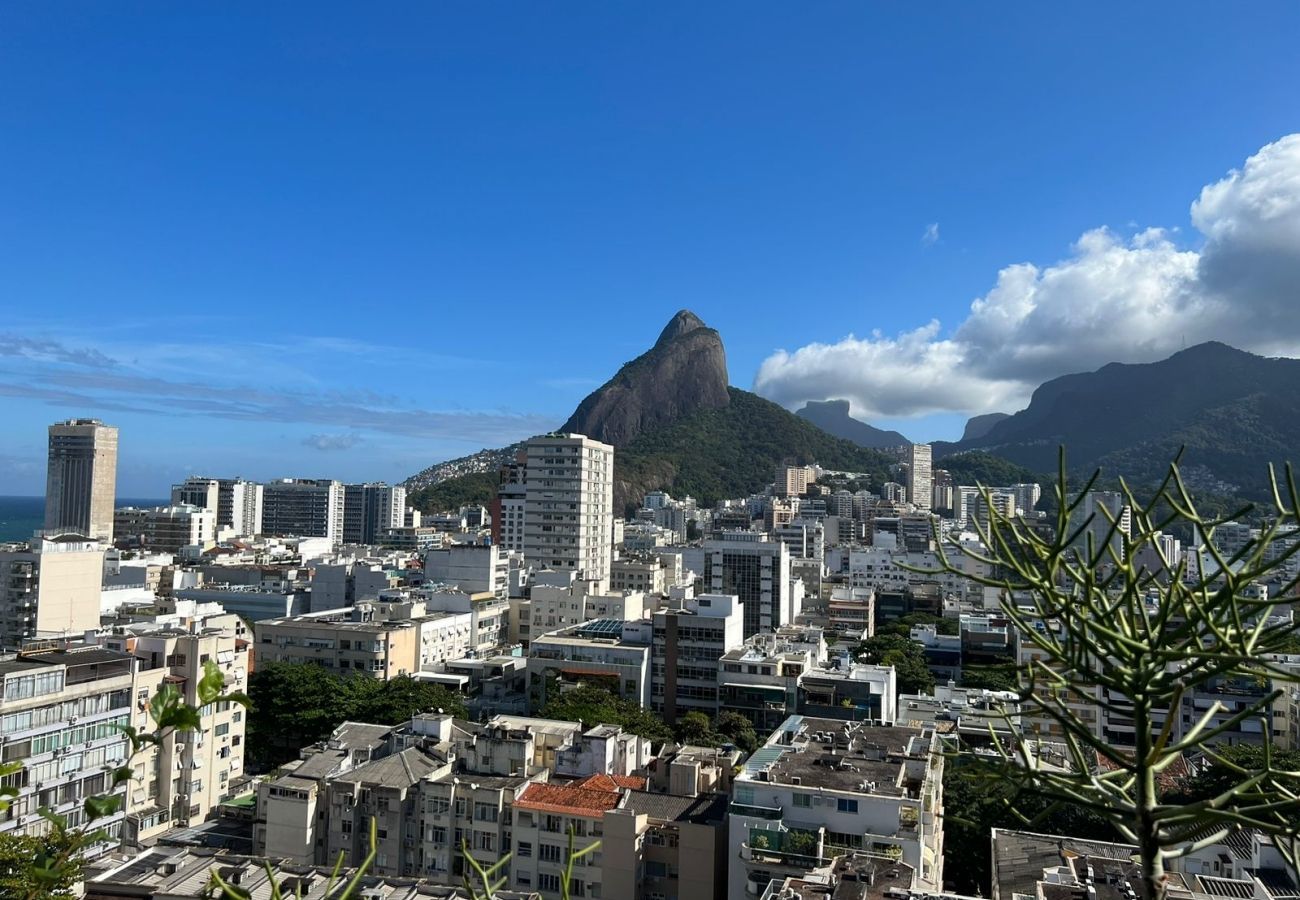 Apartment in Rio de Janeiro - Alm1402| 3 quartos, vista deslumbrante em Leblon