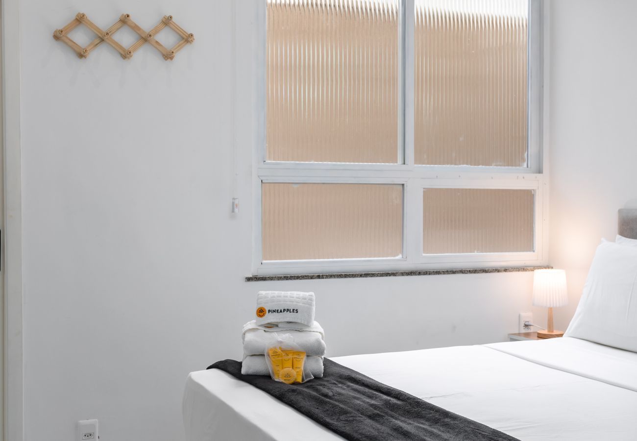 Apartment in Rio de Janeiro - 10 minutes from Flamengo Beach, next to the subway | CT404