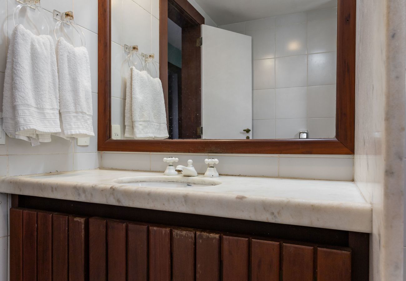 House in Mangaratiba - House with private beach in Porto Bello Mangaratiba